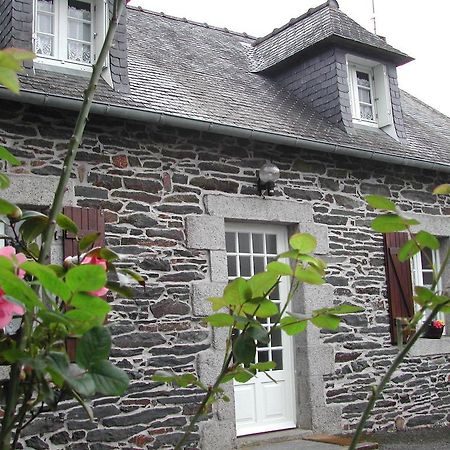 Les Gites De Garz Ar Bik Brasparts Room photo